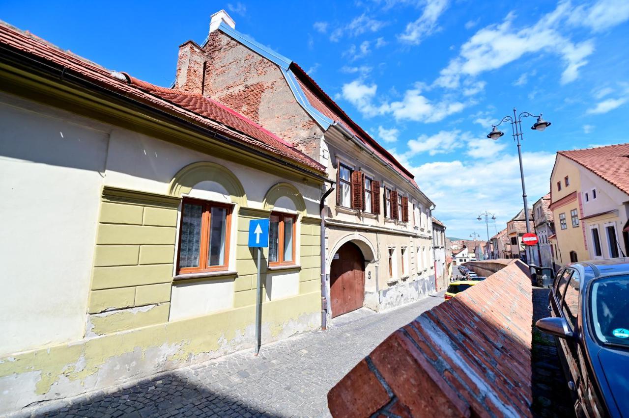 Flh - Anna'S Guest House Sibiu Exteriör bild